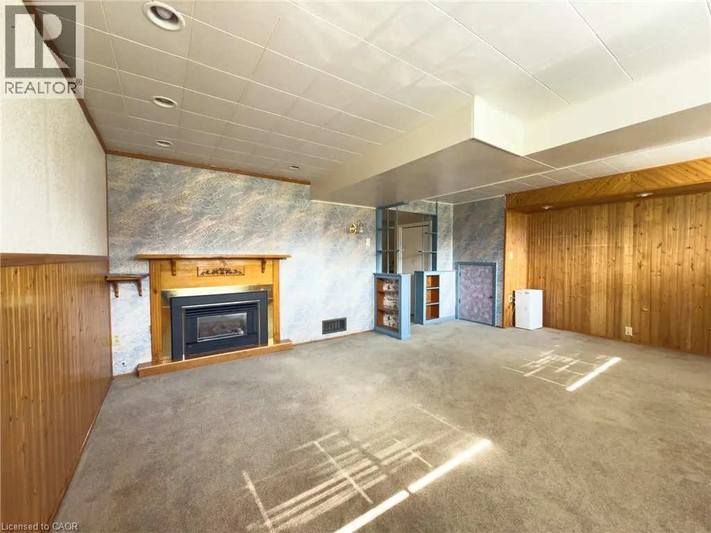 12 GLENDALE Crescent