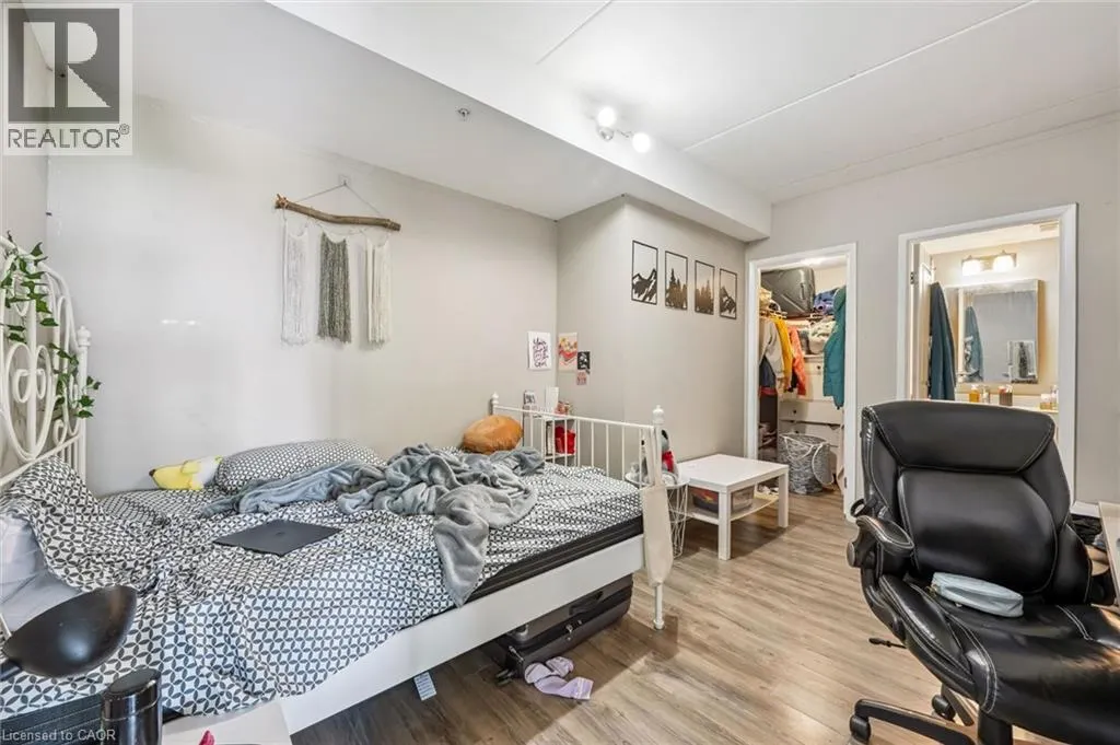 1291 GORDON Street Unit# 420 #420
