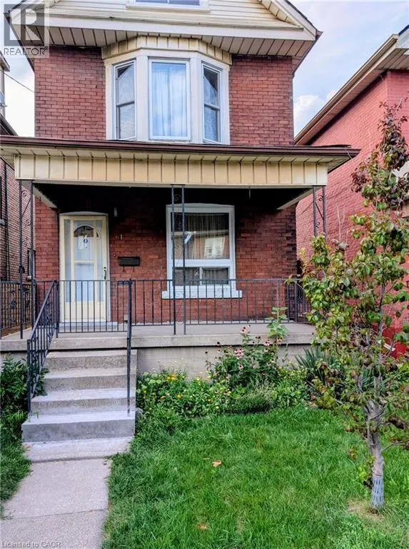 61 BARNESDALE Avenue N