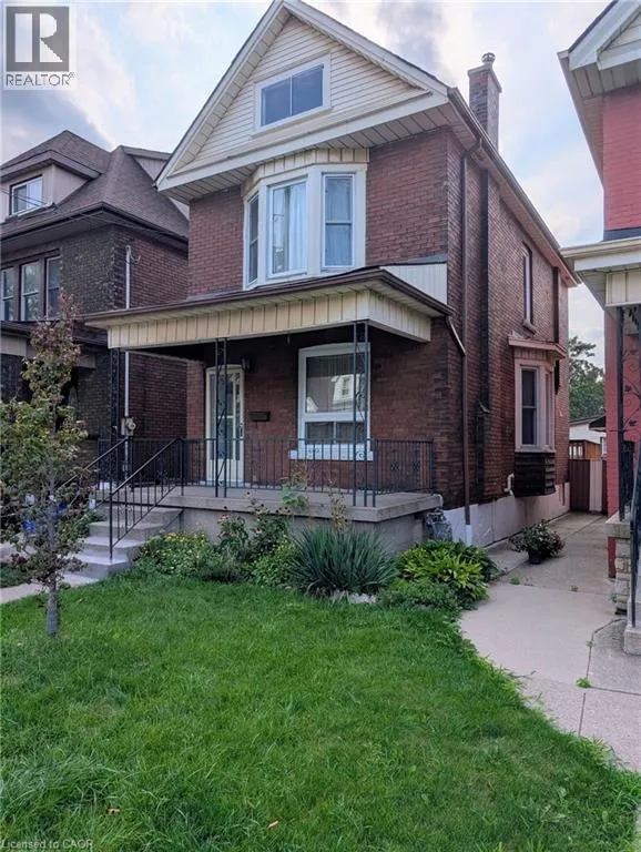 61 BARNESDALE Avenue N