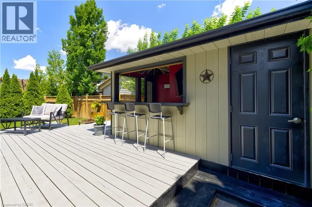 1406 MARSHALL Crescent