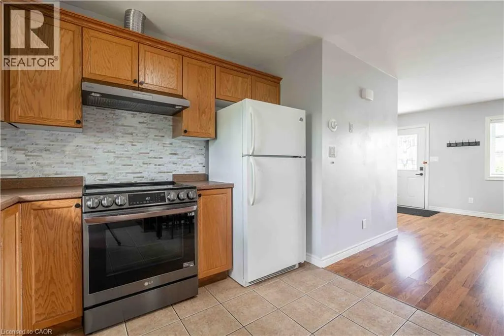 20 TRINITY Lane Unit# 20 #20