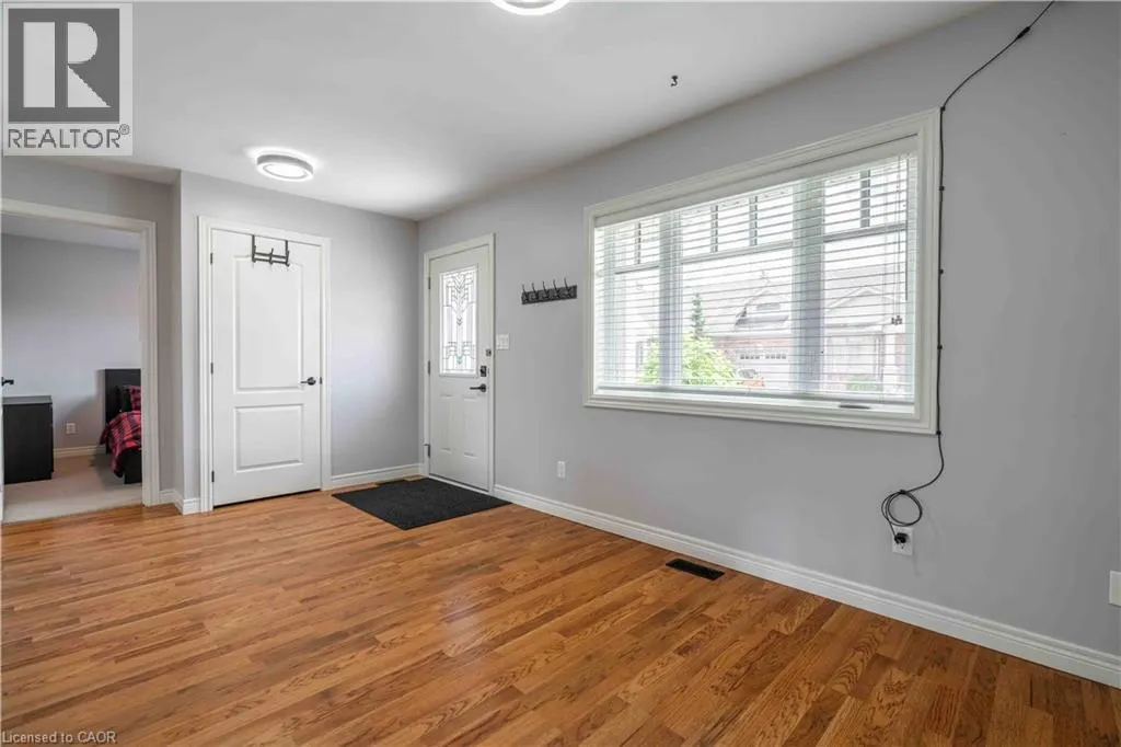 20 TRINITY Lane Unit# 20 #20