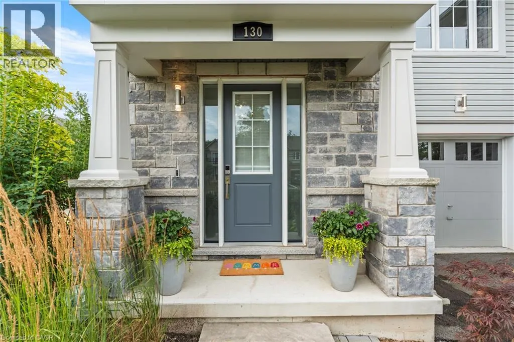 130 W JOHN Street W