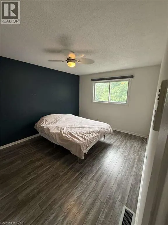 27 HERGOTT Avenue