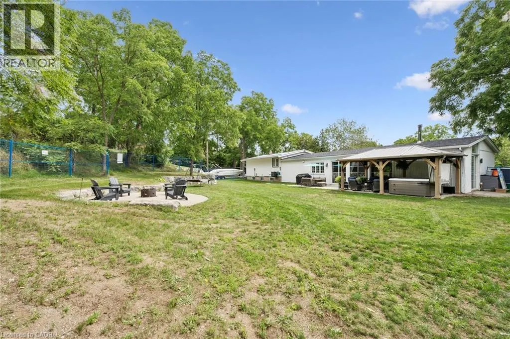 647 BRANT-WATERLOO Road