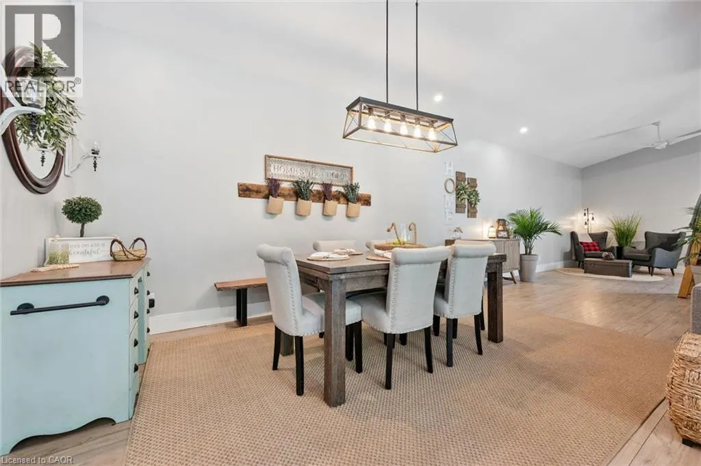647 BRANT-WATERLOO Road