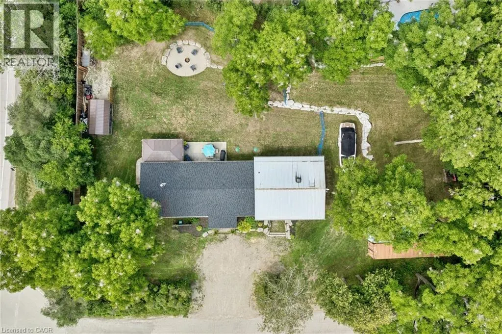 647 BRANT-WATERLOO Road