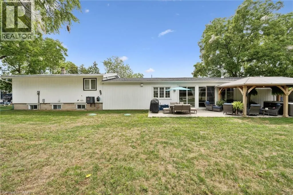 647 BRANT-WATERLOO Road