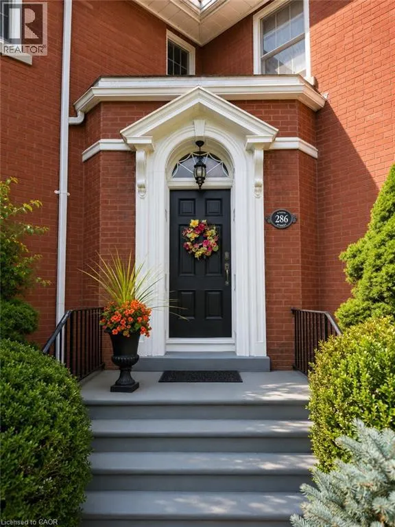 286 UNION Street