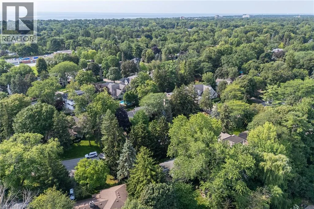 401 CAIRNCROFT Road