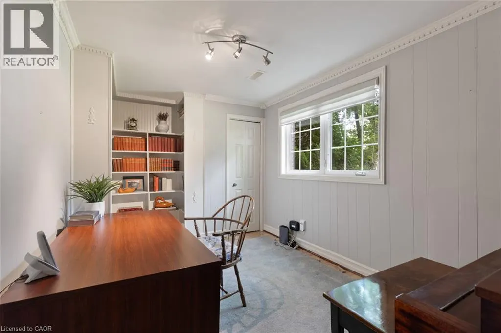 401 CAIRNCROFT Road
