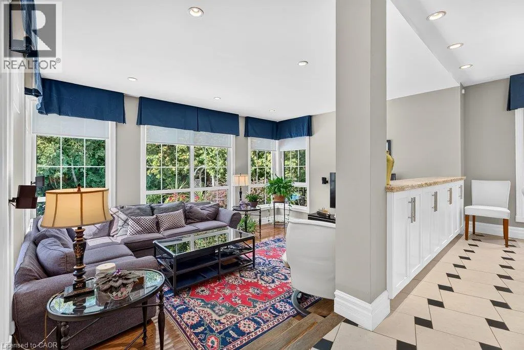 3151 LAKESHORE Road