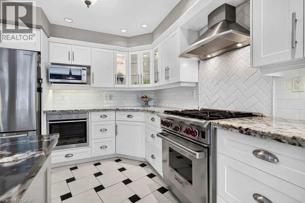 3151 LAKESHORE Road