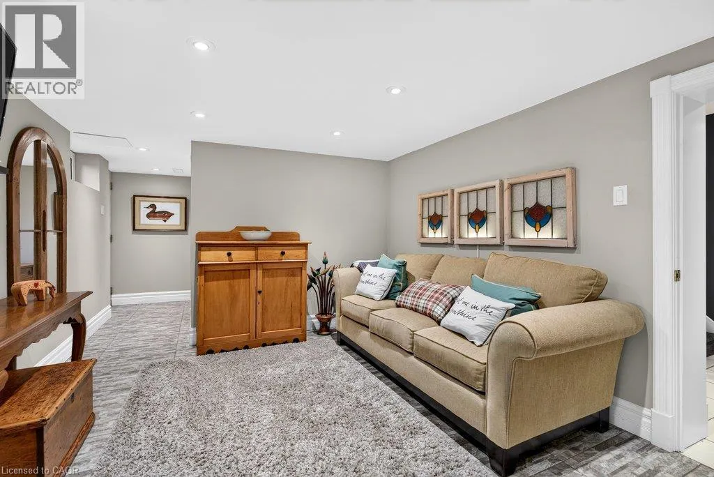 3151 LAKESHORE Road