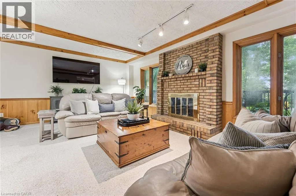 35 PINTAIL Drive