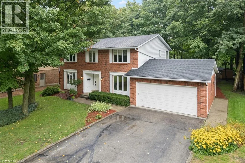 35 PINTAIL Drive