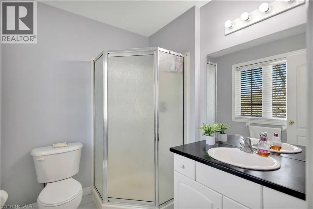 232 STONEHENGE Drive Unit# 8 #8