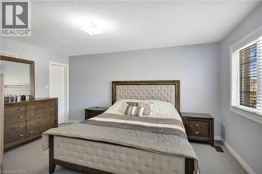 232 STONEHENGE Drive Unit# 8 #8
