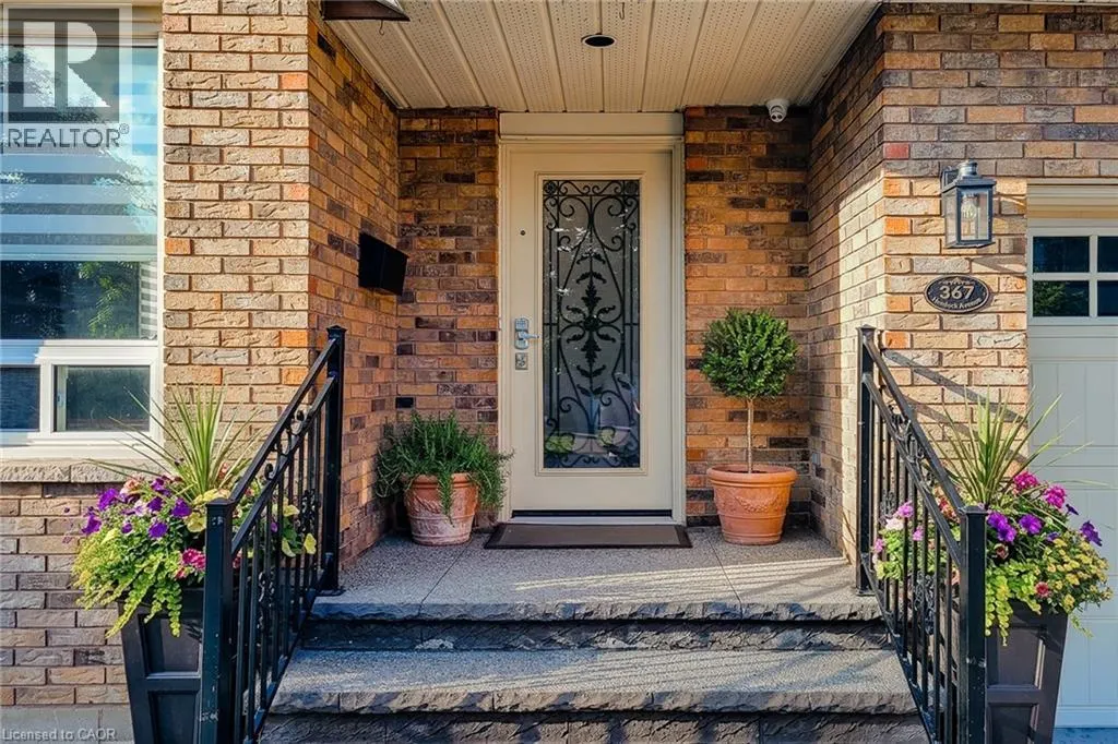 367 HEMLOCK Avenue