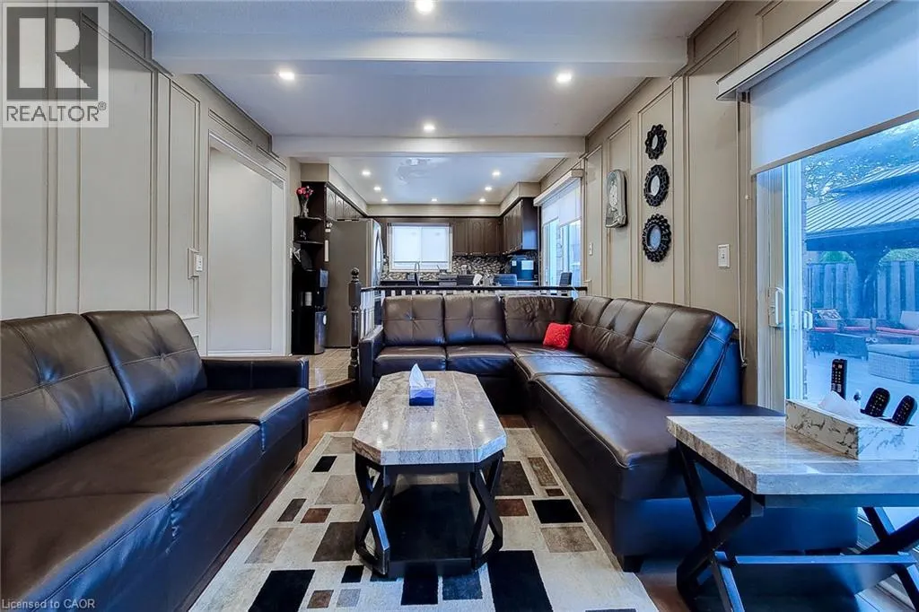 367 HEMLOCK Avenue