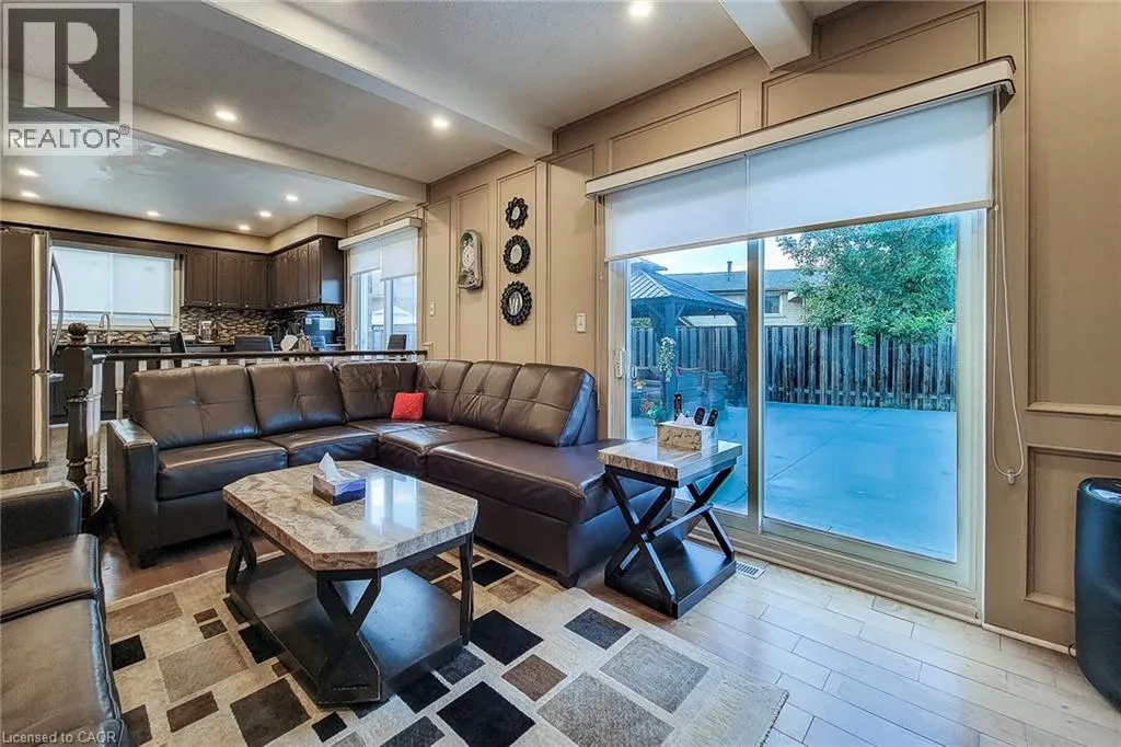367 HEMLOCK Avenue