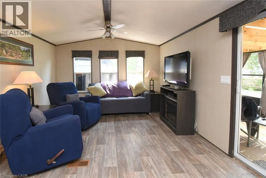 1218 8TH CONCESSION Road W Unit# 60 Snob Hill