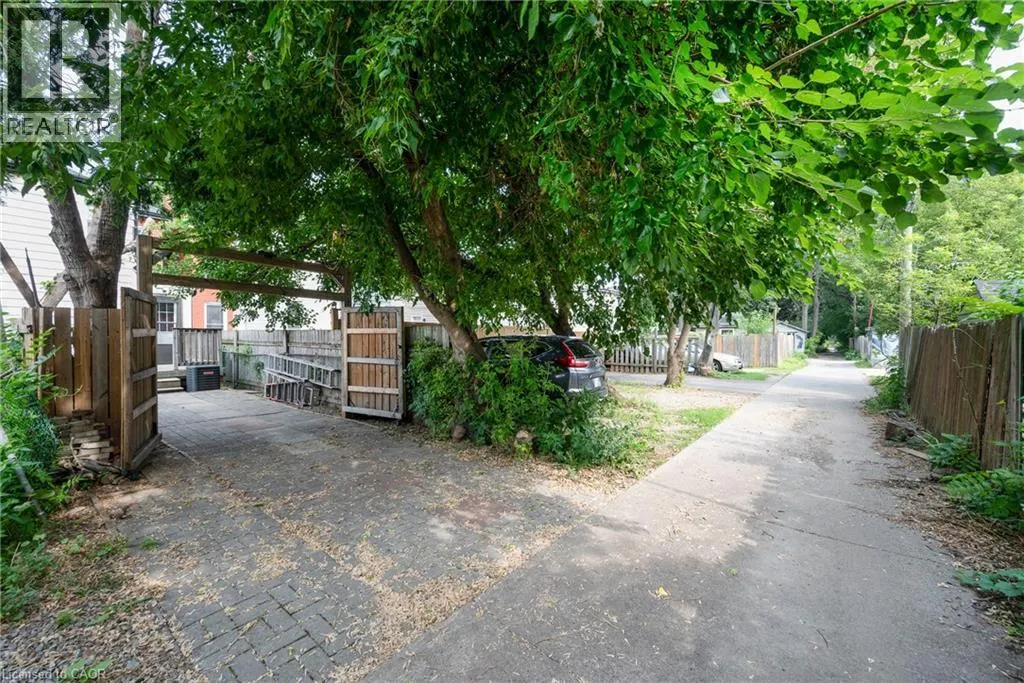 100 GIBSON Avenue