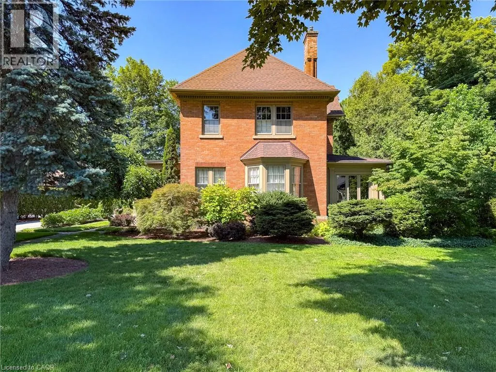 138 ST. JAMES Street S