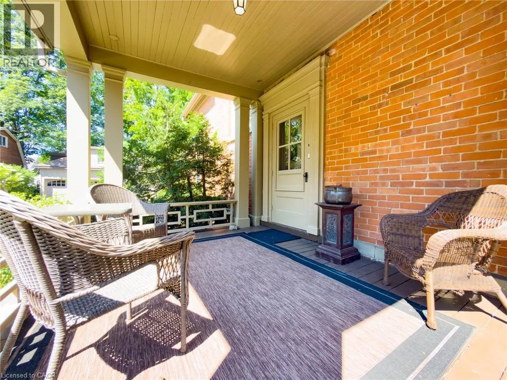 138 ST. JAMES Street S