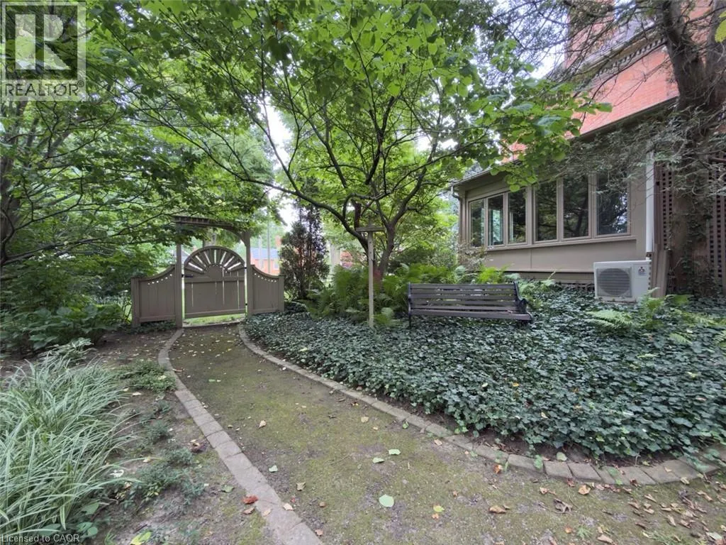 138 ST. JAMES Street S