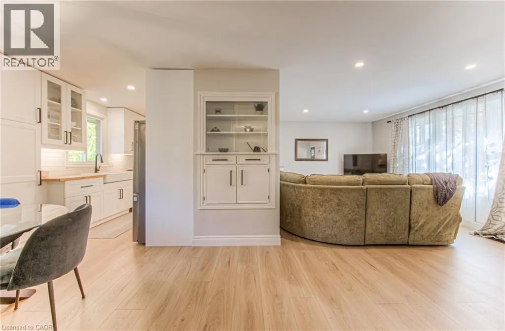 32 COLBORNE Street Unit# A #A