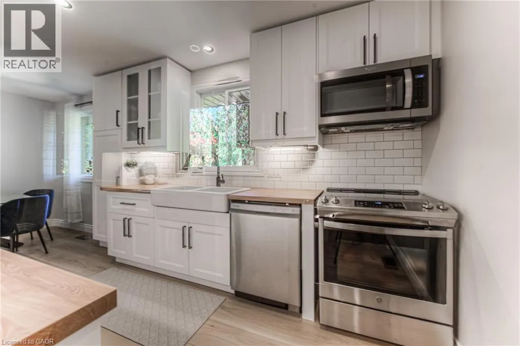 32 COLBORNE Street Unit# A #A