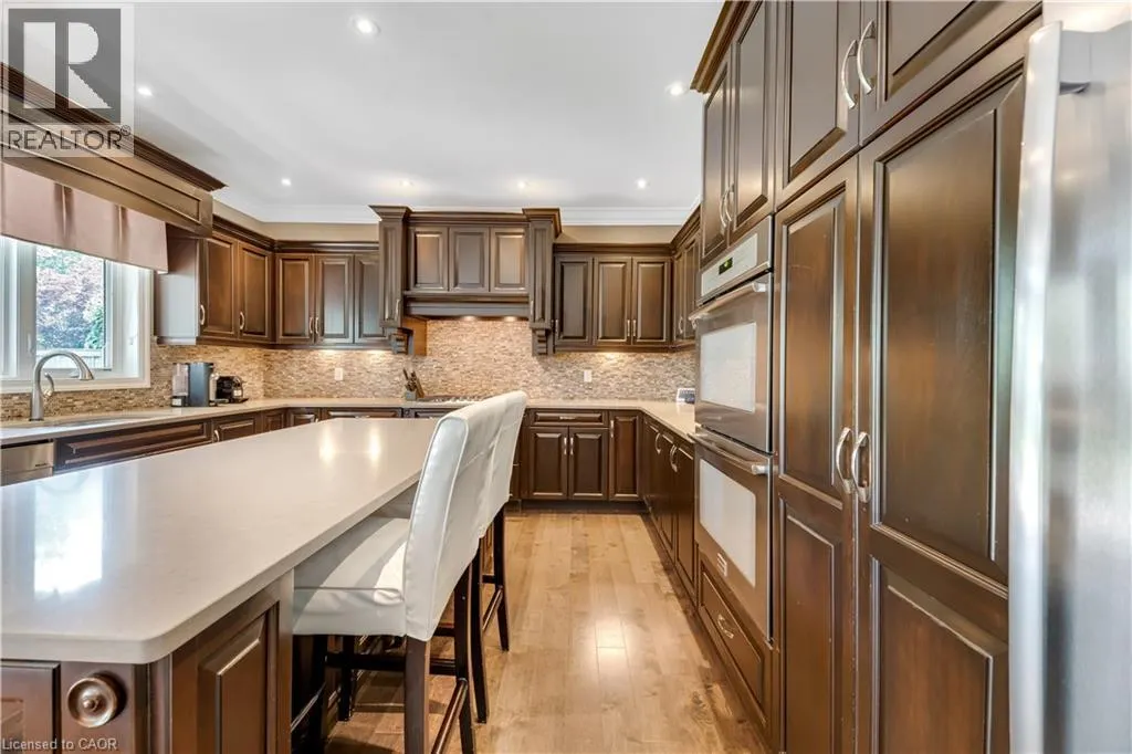 258 EDGEWATER Crescent Unit# 3 #3