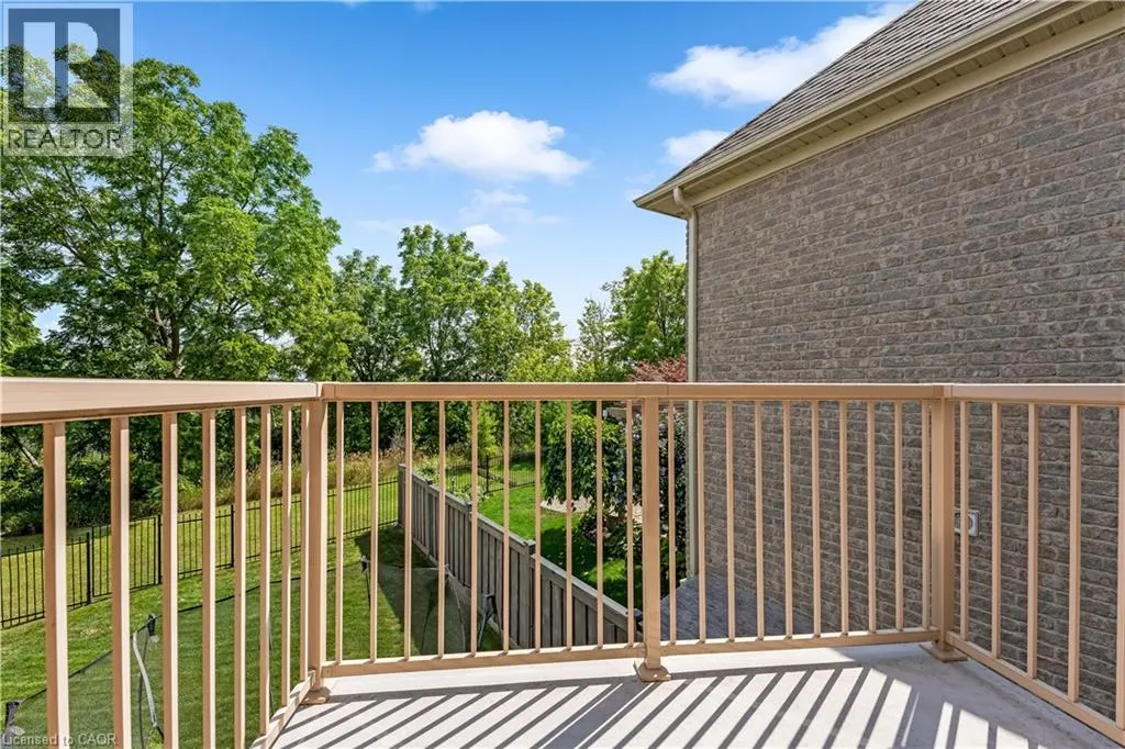 258 EDGEWATER Crescent Unit# 3 #3
