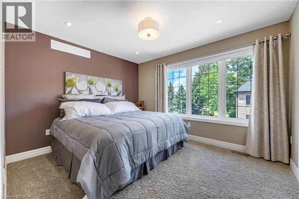 258 EDGEWATER Crescent Unit# 3 #3