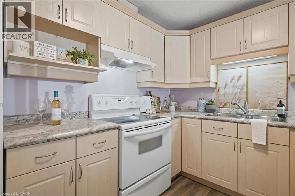 12 ST ANDREW Street Unit# 101 #101