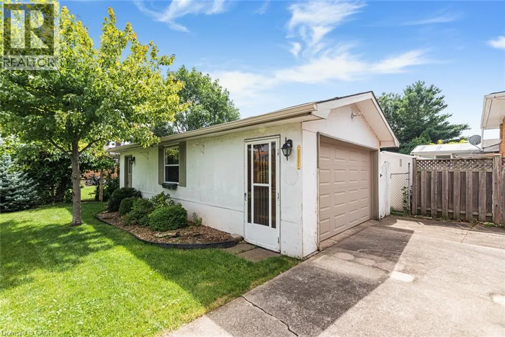 37 LORNE Avenue