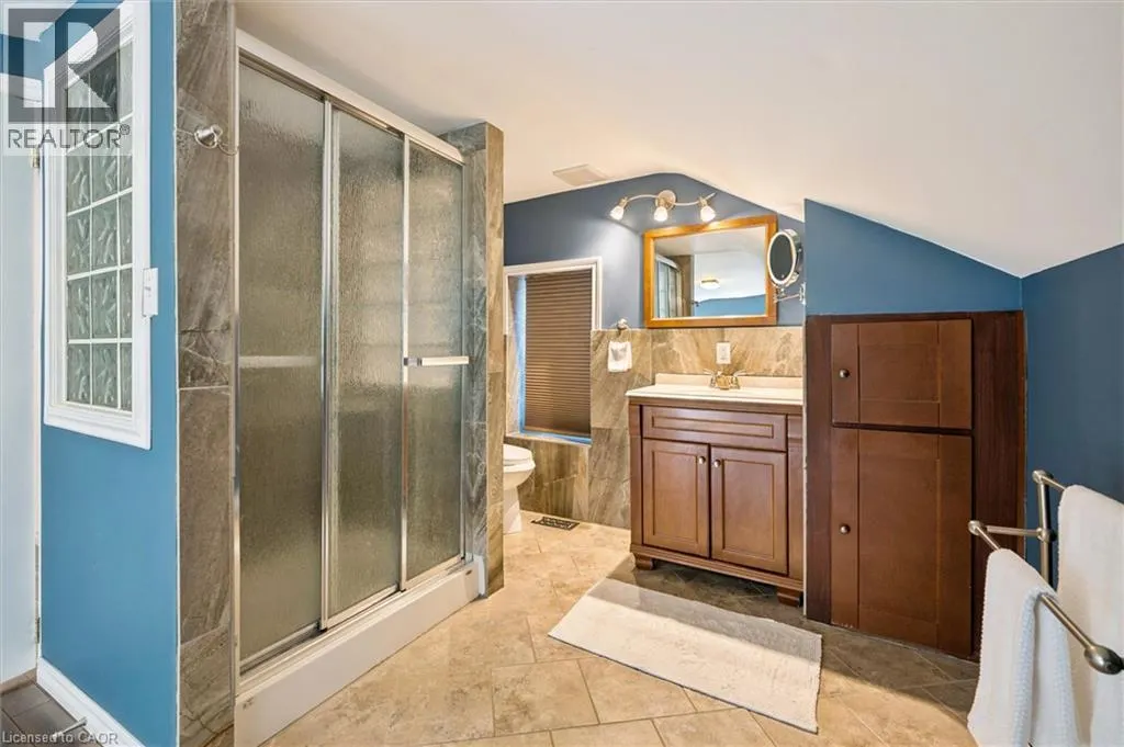 1221 RIVERS EDGE Drive