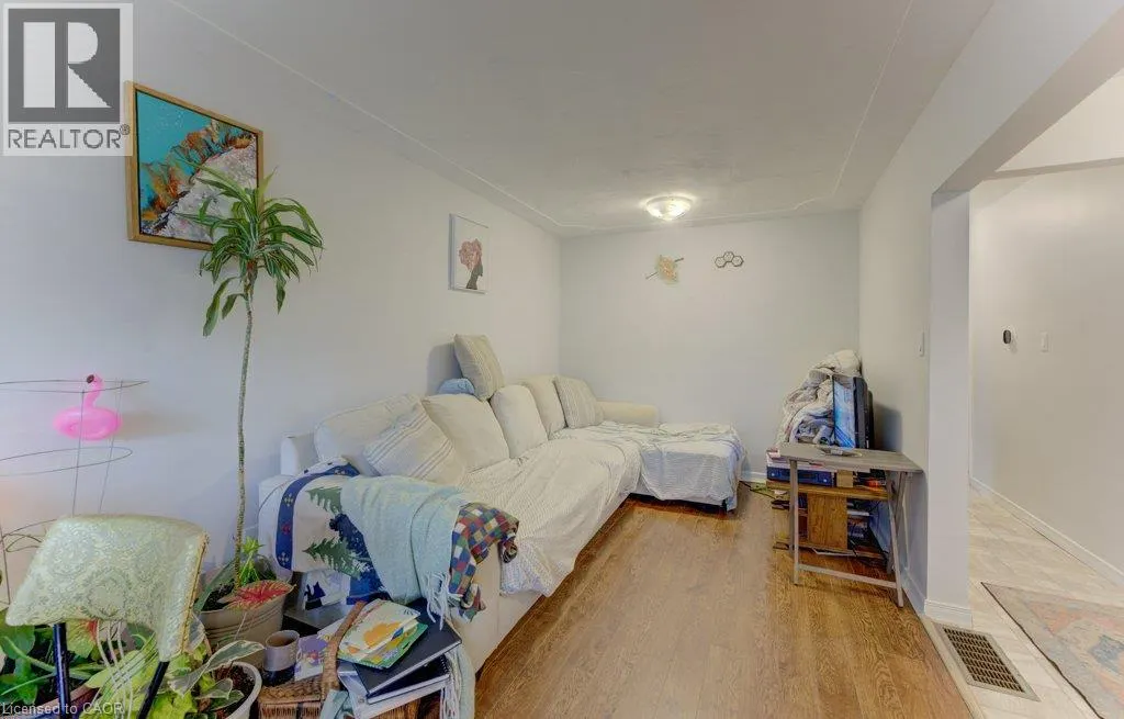 174 GLEN Road