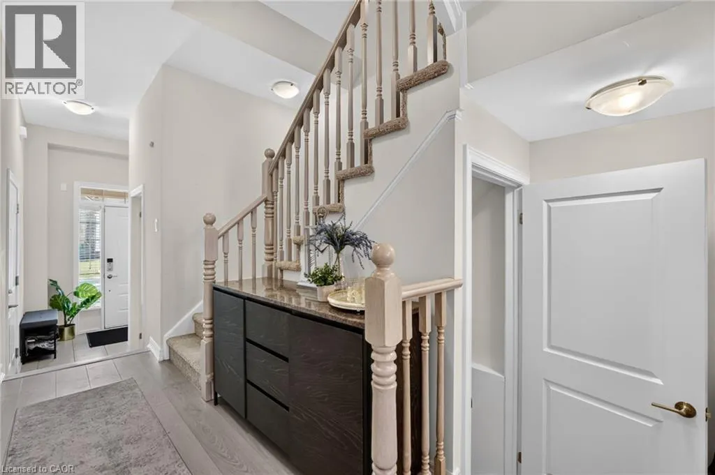 19 WILLOW Lane