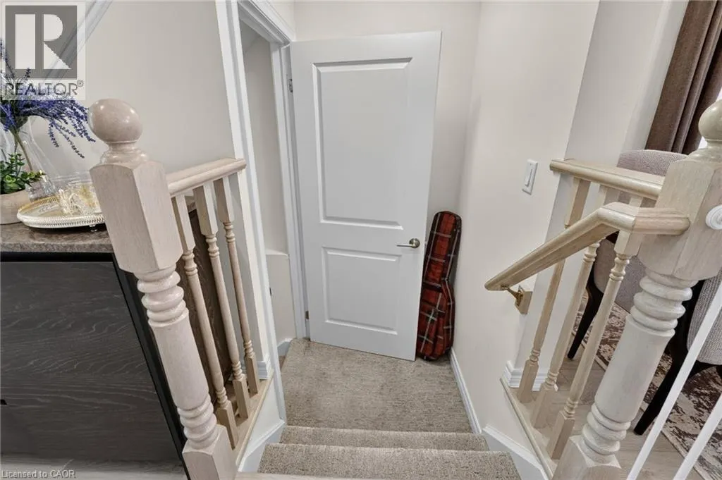 19 WILLOW Lane
