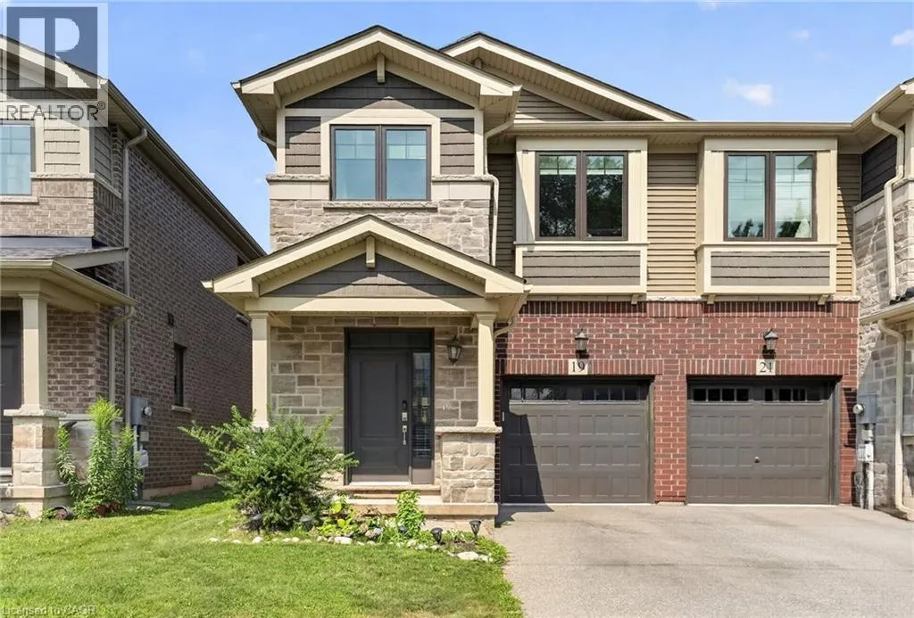 19 WILLOW Lane