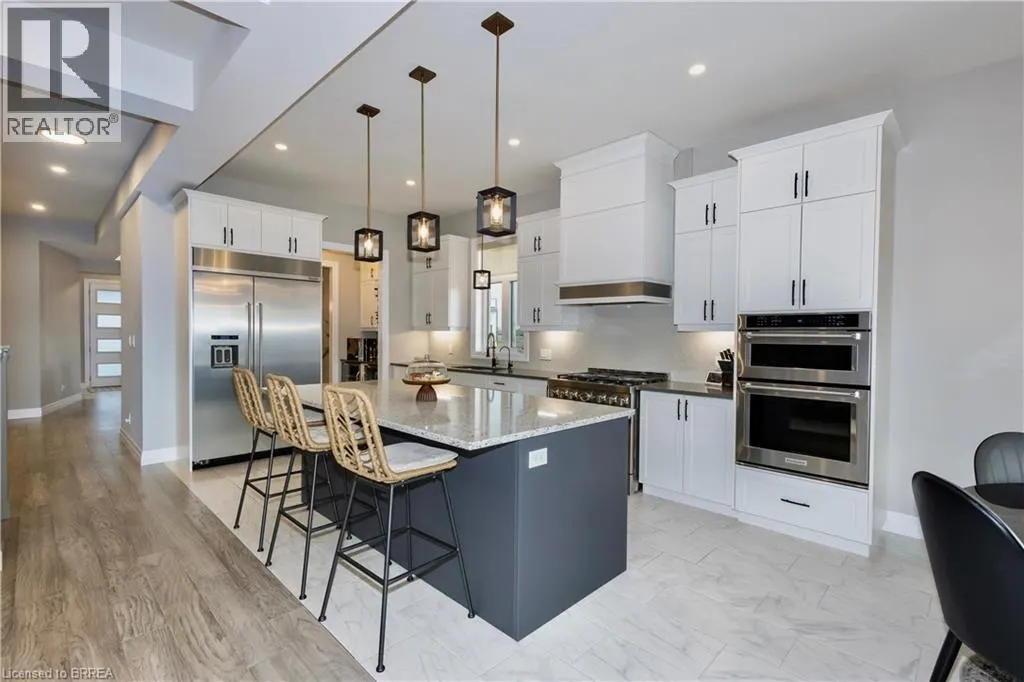 76 GRANDVILLE Circle