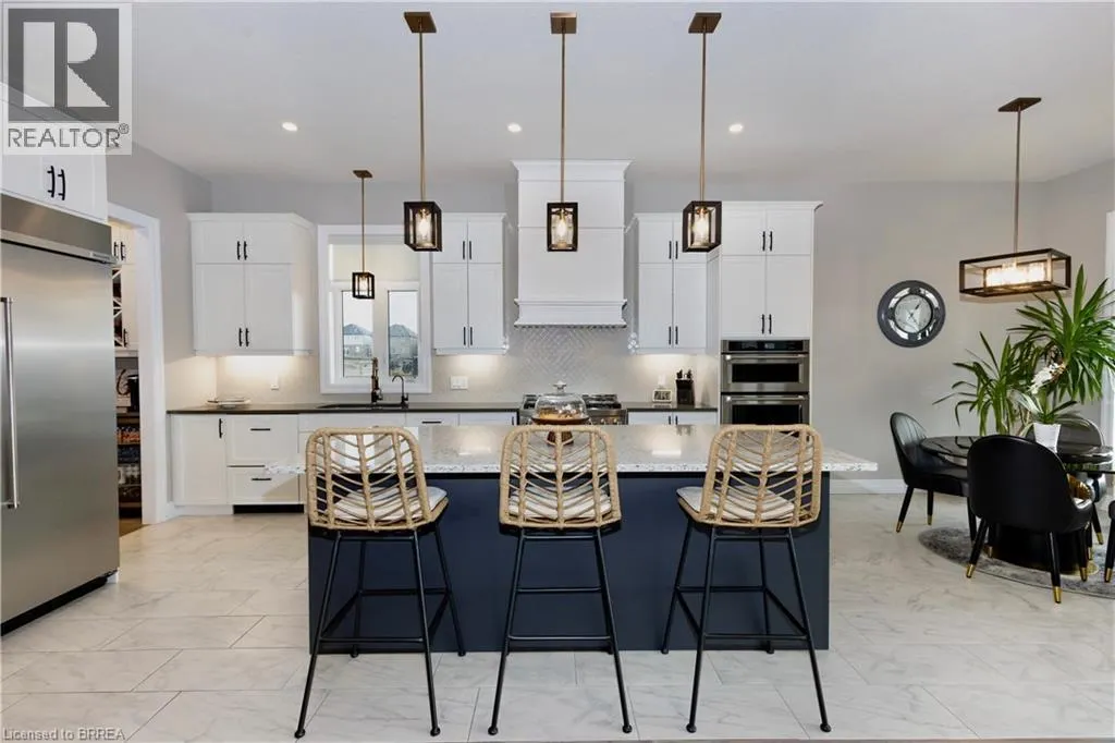 76 GRANDVILLE Circle