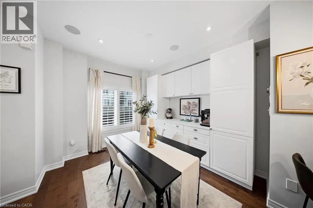 215 DUNDAS Street E Unit# 19 #19