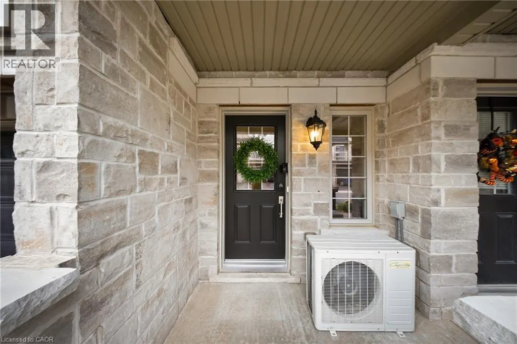 215 DUNDAS Street E Unit# 19 #19
