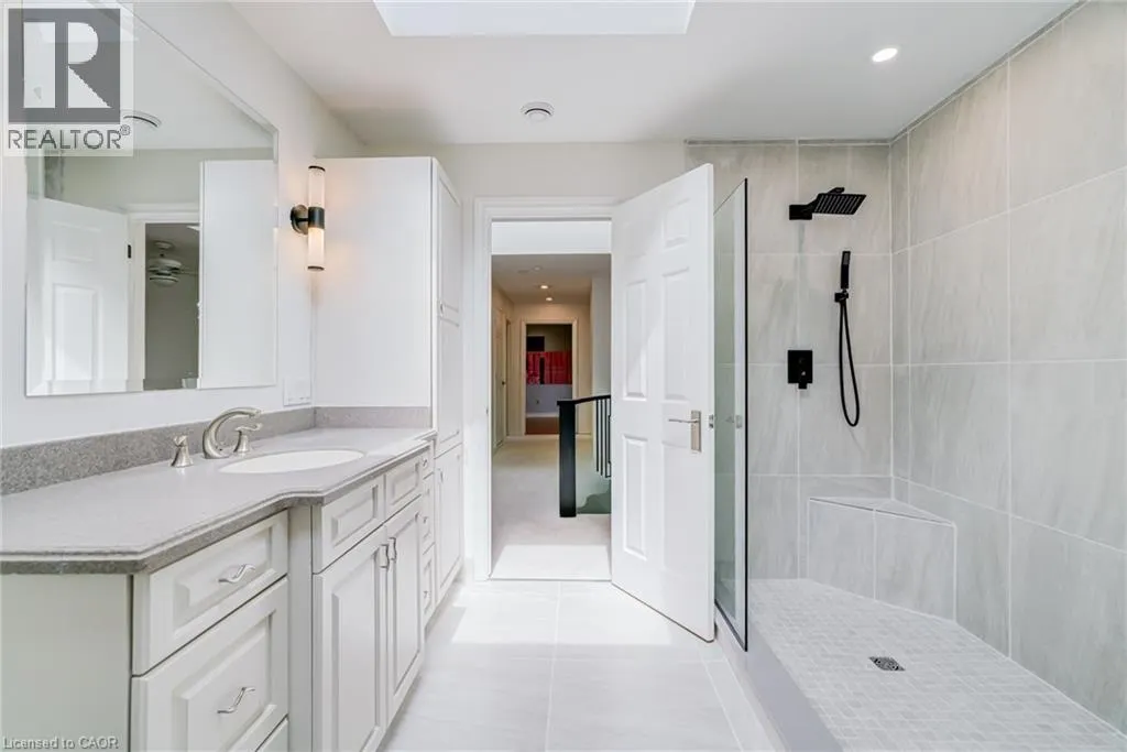 181 GOLF LINKS Road