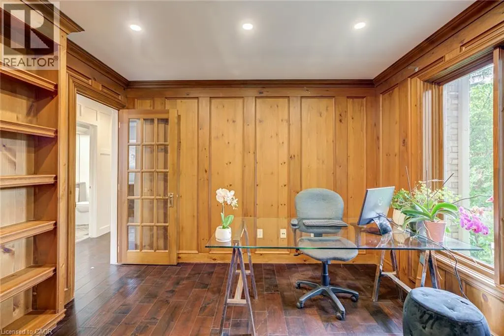 181 GOLF LINKS Road