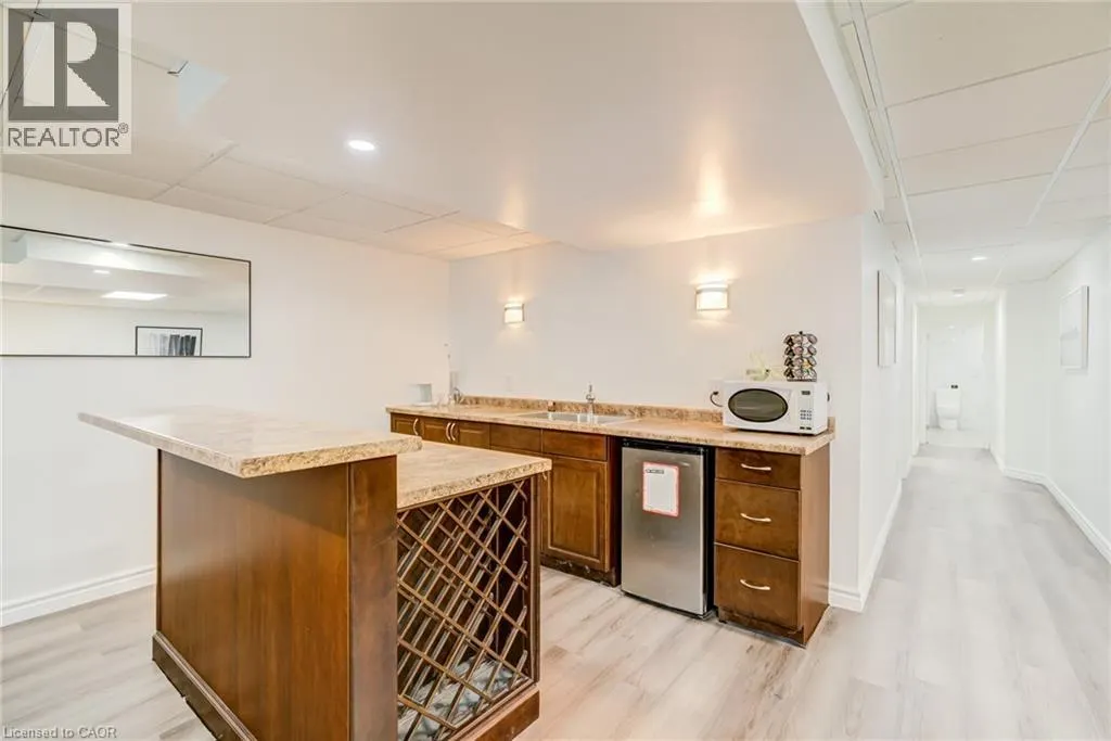 181 GOLF LINKS Road
